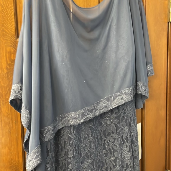 Mother of the bride long dress NWT 20 W slate blue/lavendar. - Picture 2 of 4